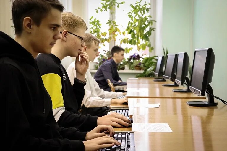 мультимедиа в бизнесе. конференция интернет технологии. телеконференции и видеоконференции. конференция интернет технологии. групповая видеоконференция.