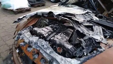 Если молния попадет в машину что будет