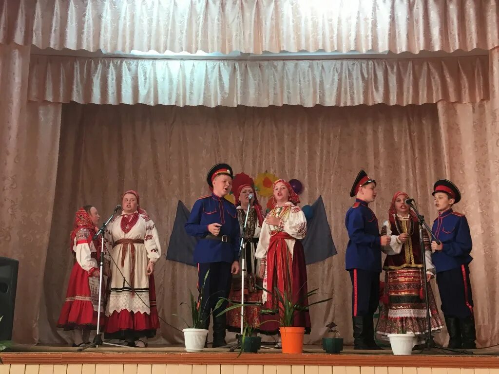 Концерты село. Деревенский концерт. 1 мая). Концерт в сельском клубе. Концерты село.
