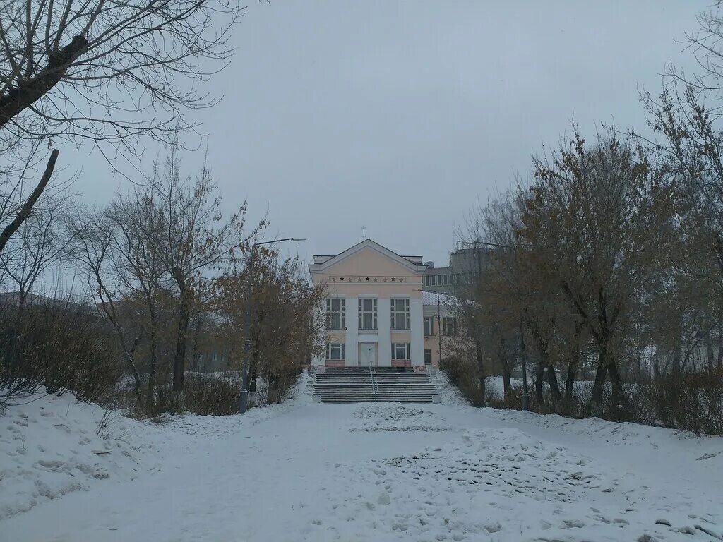 строитель озерск. дк строителей озерск челябинская. стадион строитель тобольск. дк строитель озерск. озёрск челябинская область закрытый город старые.