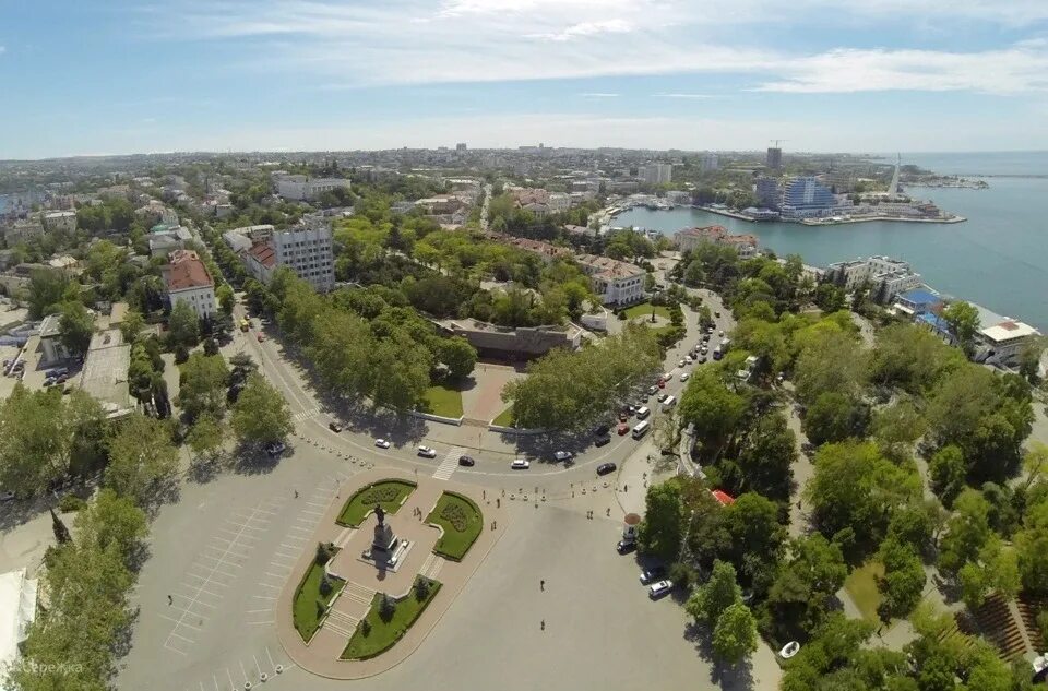 Севастополь площадь. П с нахимова севастополь. Нахимовская площадь севастополь. Севастополь центр площадь нахимова. Сквер нахимова севастополь.