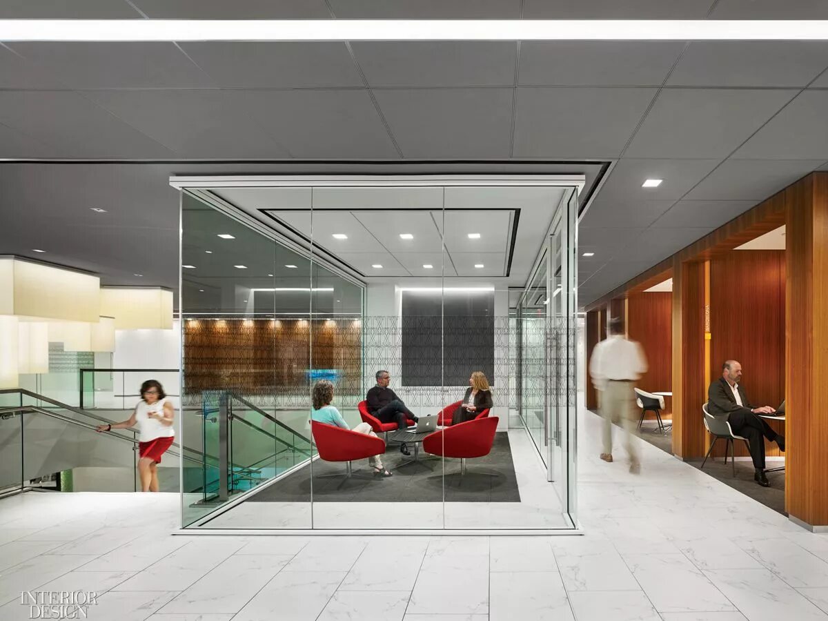 Офис куб в кубе. Помещение. Куб в интерьере. Кубический интерьер. Новосибирск здание многогранник.