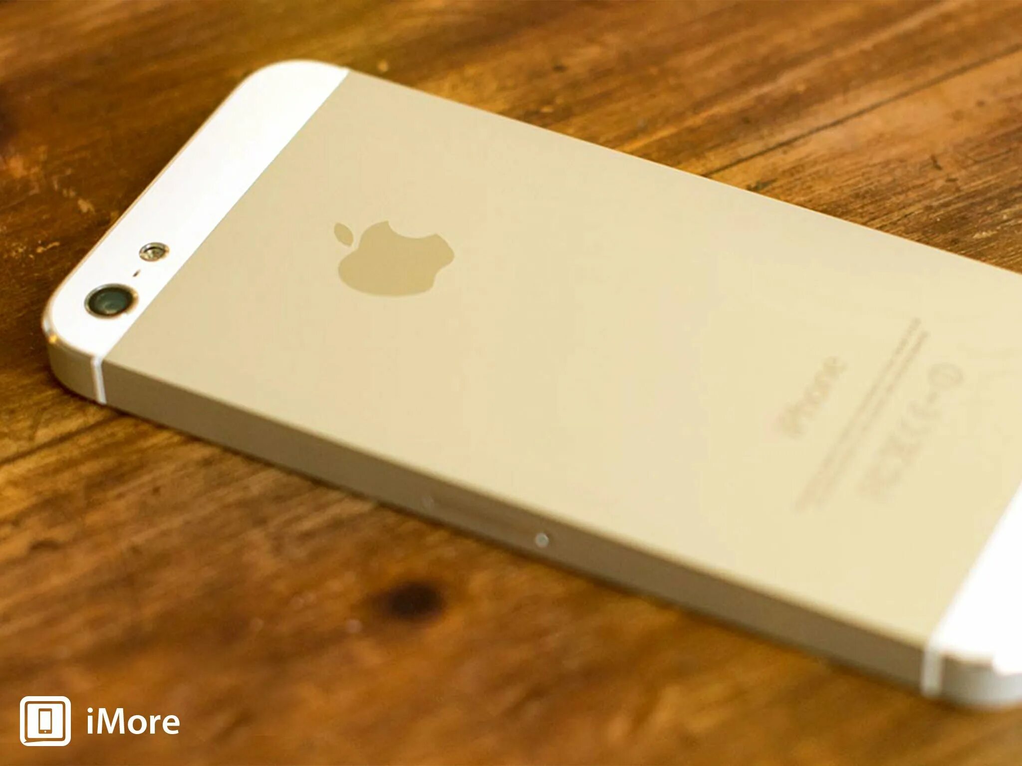 Новый айфон 5. Iphone 5s. Iphone 5s Gold. Айфон 5s белый. Айфон 5s Голд.