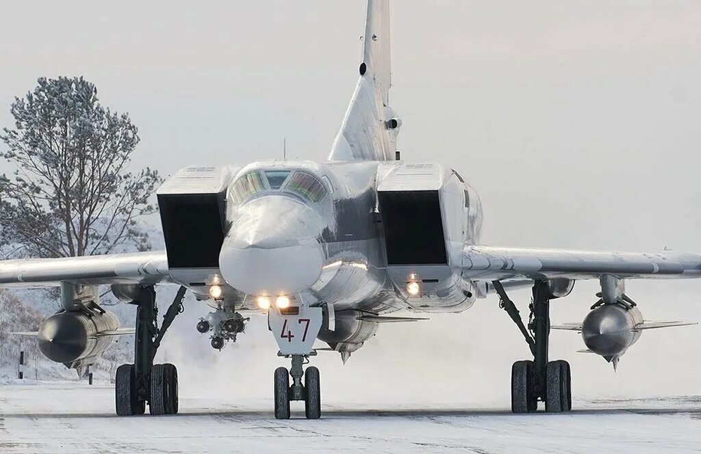 Ту-22м3. Двигатель ту 22м3. Ту 22м3м х32. Ту-22м3 Дальний бомбардировщик.