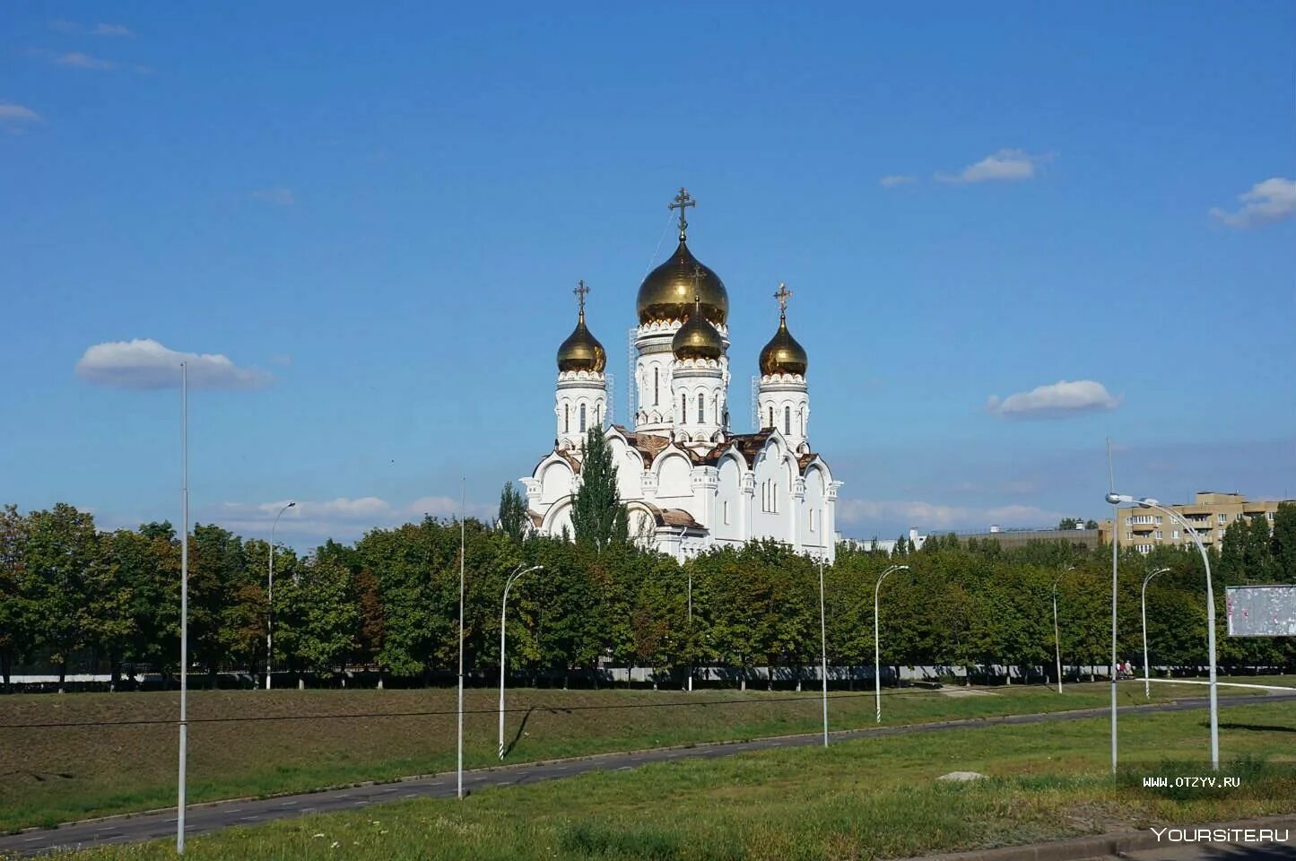 Храмы Тольятти Автозаводский район. Храм в Автозаводском районе Тольятти. Тольятти лето. Ти тольятти