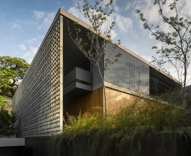B house