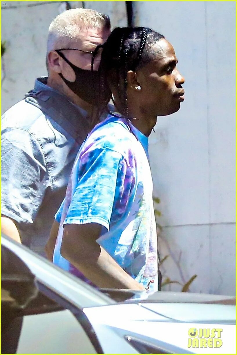 Девушка трэвиса скотта. Трэвис скотт. travis scott with justin bieber. жена трэвиса скотт. трэвис скотт рэперы сша.
