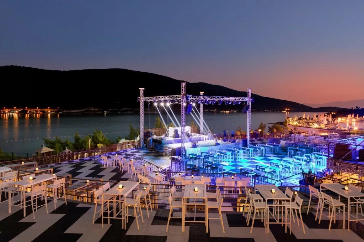 Титаник делюкс бодрум. Титаник делюкс бодрум. Отель titanic deluxe bodrum. Титаник делюкс бодрум. Титаник люксури бодрум.