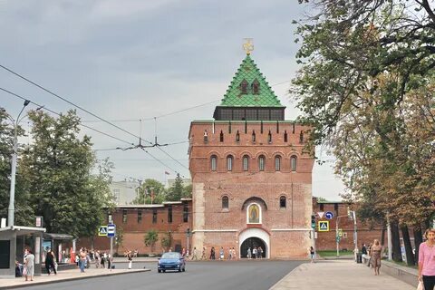 Дмитровская башня нижегородского