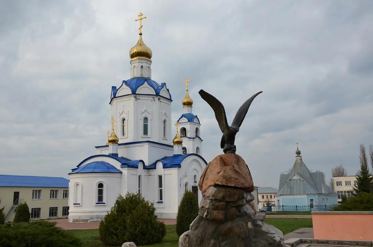 Погода в хлевном на 14 дней. Храм Хлевное. Храм в Хлевном Липецкой области. Церковь в селе Хлевное. Хлевное Липецк достопримечательность.