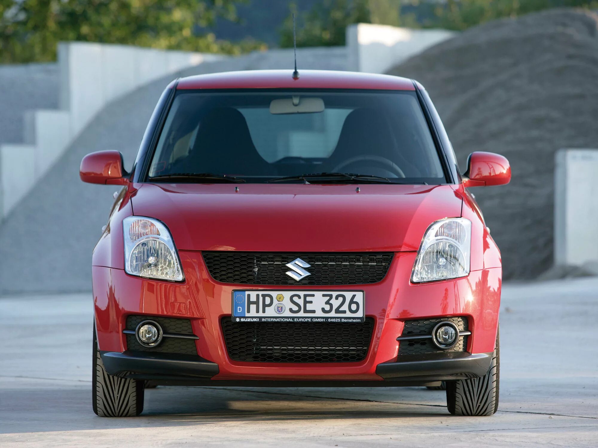 Сузуки свифт поколения. Сузуки Свифт 3. Судзуки Свифт 2005. Suzuki Swift Sport 3 поколение. Сузуки Свифт 2005 1.6.