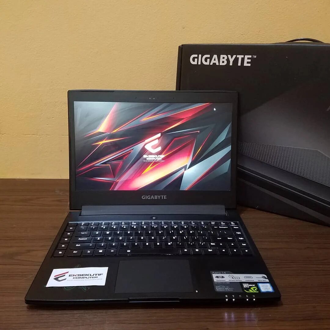 Gigabyte g5 mf отзывы. Ноутбук gigabyte aero 14. ноутбук gigabyte g5 kc. gigabyte g5 kc-5ru1130sh. ноутбук gigabyte i1520n.
