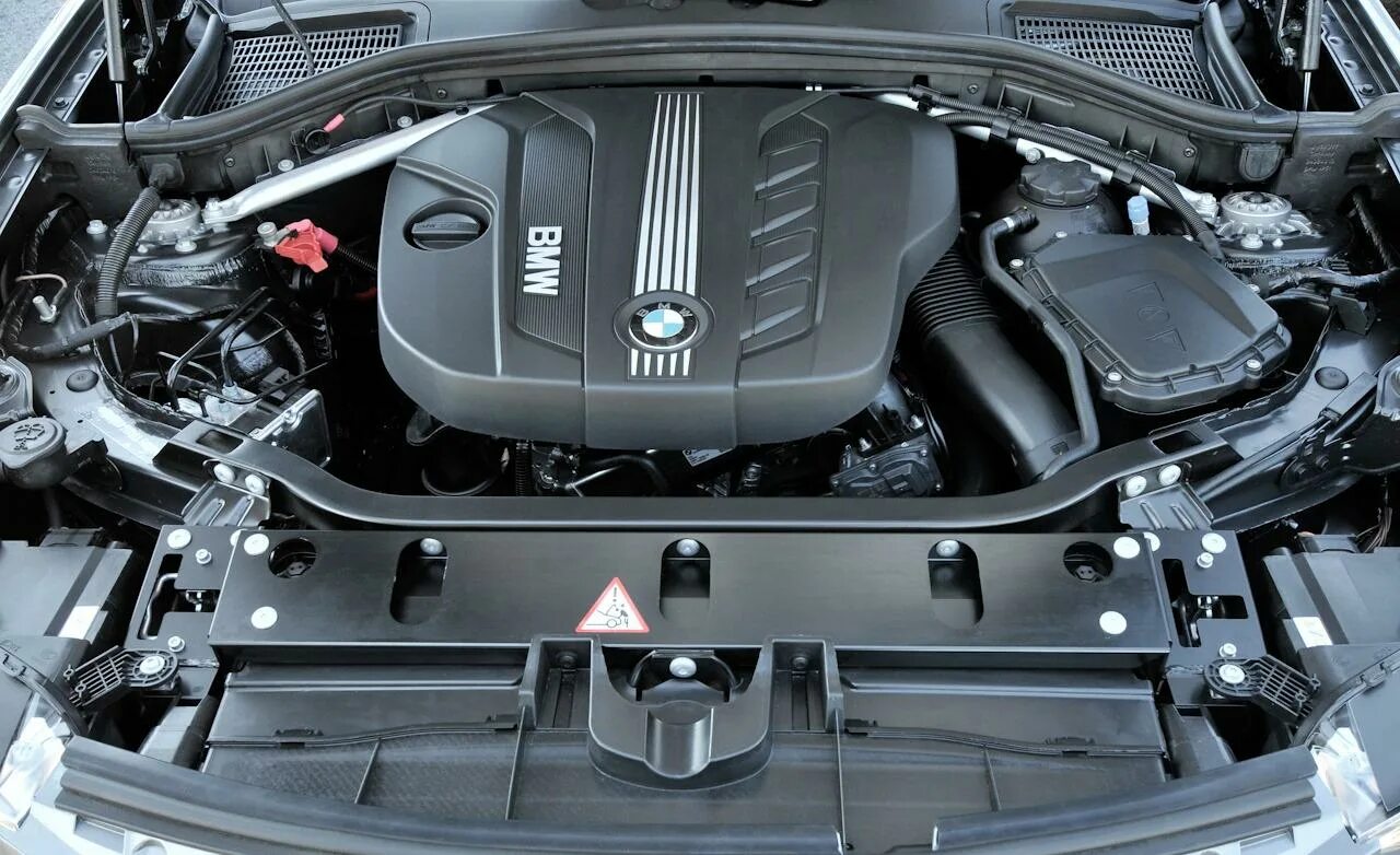 Моторы бмв х3. X3 f25 3.0d мотор. БМВ х3 дизель. BMW x3 f25 мотор. БМВ x3 дизель.