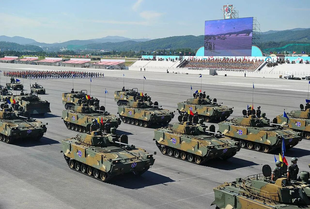 Солдаты армии южной кореи. Южная корея военный потенциал. Корейская армия южная корея. Армия республики корея. Южная корея войска.
