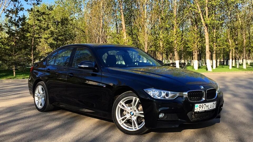 Автомобиль бмв 320. Автомобиль бмв 320. Бмв 320d седан. Bmw 320d xdrive 2015 год. Автомобиль бмв 320.