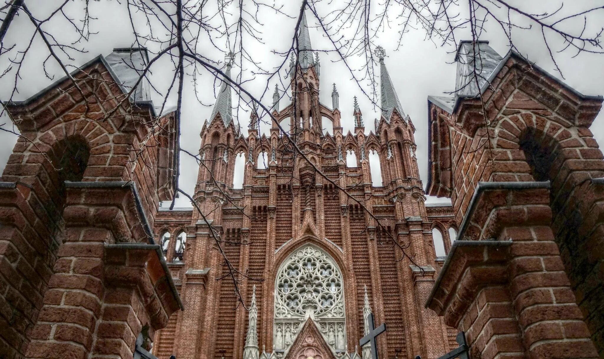 Месса 3. Храм Непорочного зачатия Девы Марии в Москве. Католический храм в Москве. Храм Непорочного зачатия Пресвятой Девы Марии Москва внутри.