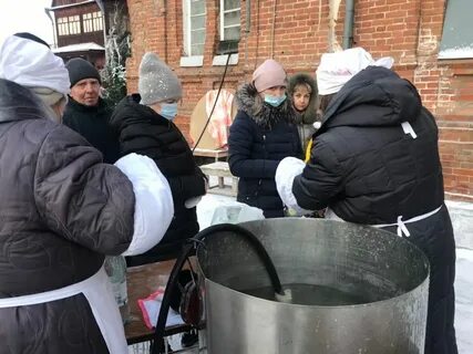 Святую воду когда набирать в храме