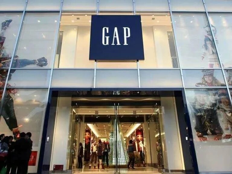 Gap компания. Магазин gap. Гап одежда. Гэп бренд одежды. Магазины gap в США.