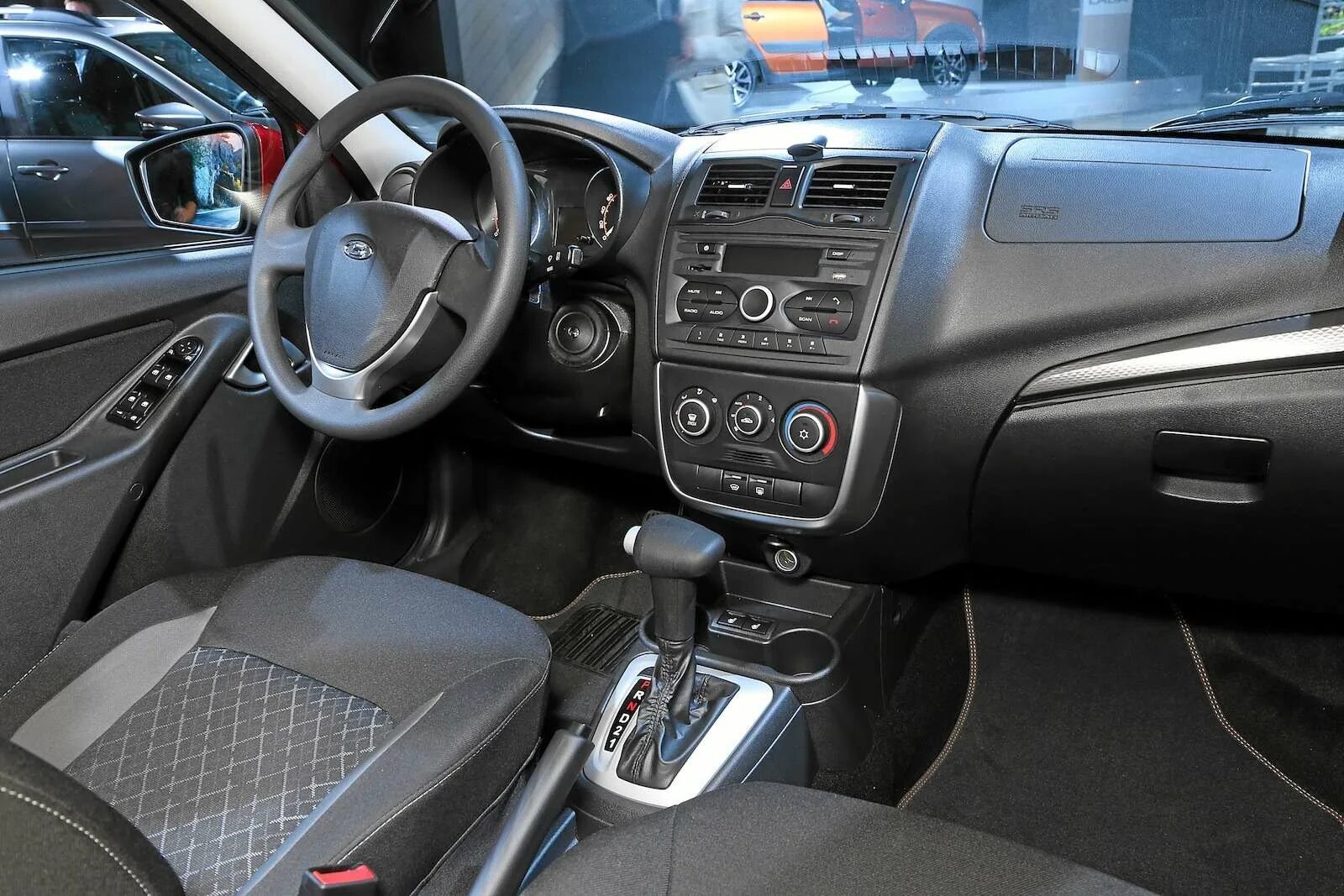 Фото салона новой Гранты