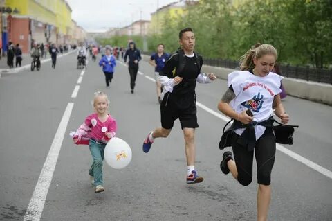 Беги со мной песня
