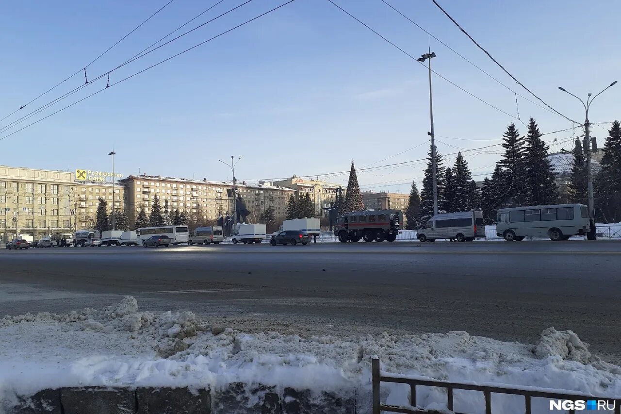 площадь ленина новосибирск 2023. новосибирск площадь ленина 2. зацеп площадь ленина новосибирск. зацеп площадь ленина новосибирск. площадь ленина новосибирск ночью.