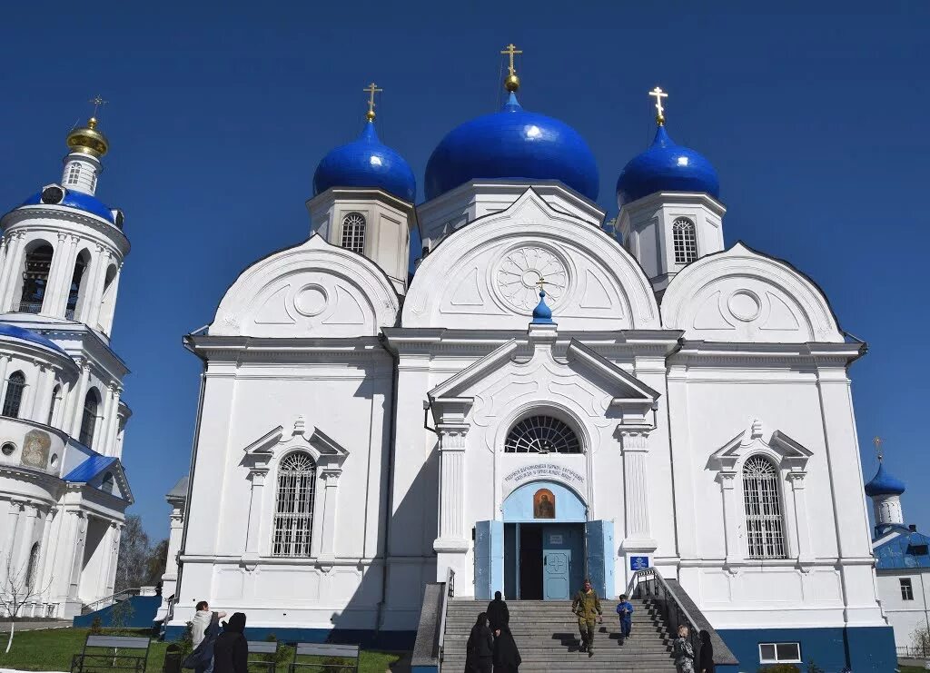 владимир свято боголюбский монастырь. боголюбский монастырь во владимире. рождество боголюбово. боголюбов храм рождества богородицы. боголюбово монастырь дворец андрея боголюбского.