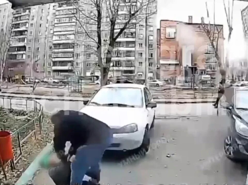 Уголовное дело. Подростки избили ногами. В карелии подросток избил пенсионерку. В карелии подросток избил пенсионерку. В карелии подросток избил пенсионерку.