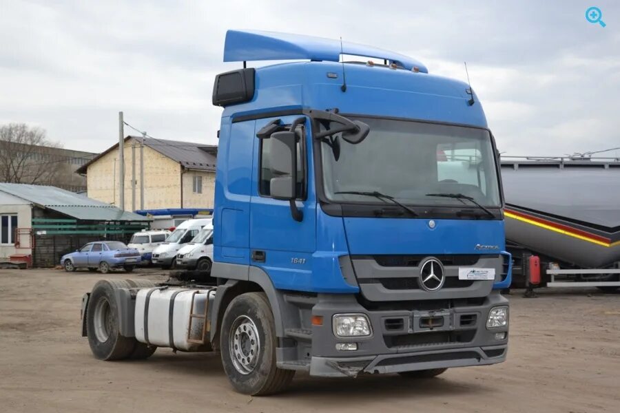 Мерседес Actros 1841. Седельные тягачи Мерседес Бенц Актрос МП 3 18 55.