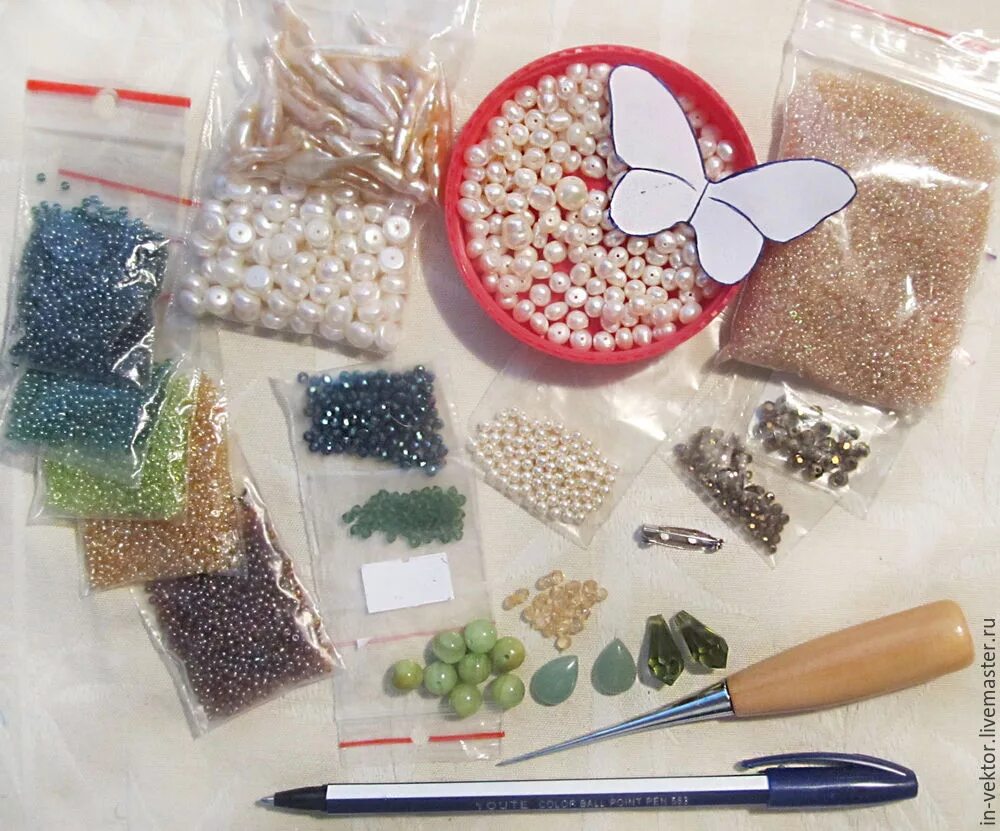 19001 бисер. материалы для рукоделия бисер. бисер zlatka sbr 12 цветов. стеклярус бисер. товары для бисероплетение.