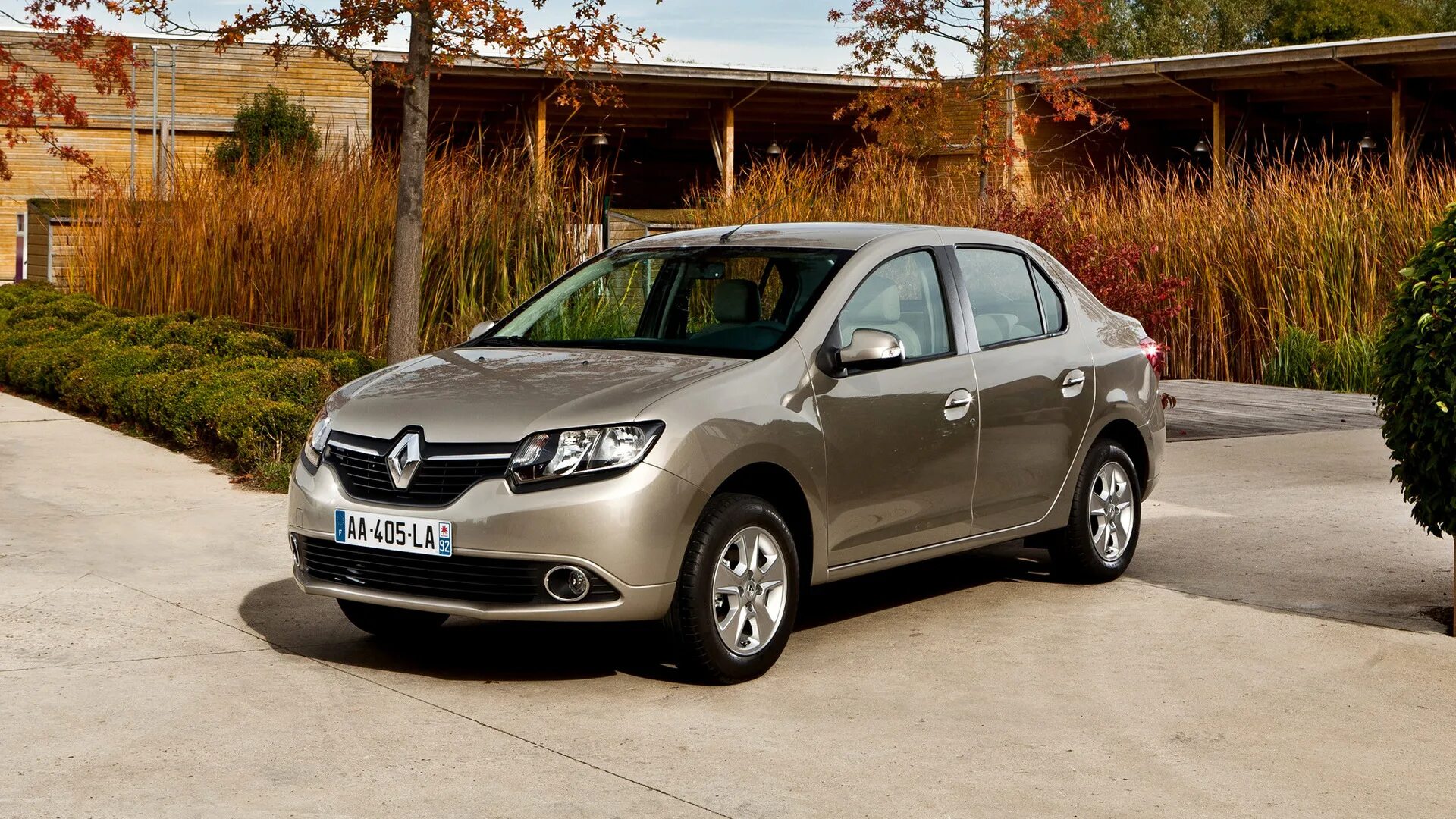 Renault clio 2013. Рено премьера. Рено клио 200. Рено сценик 2016. Renault clio i.
