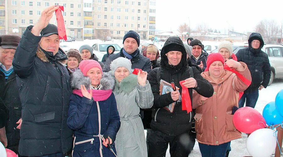 Администрация Полевской. Администрация Полевского городского округа. Полевской семья Туктаровых. Фотографии администрации Полевского городского. Сайт администрации полевского городского