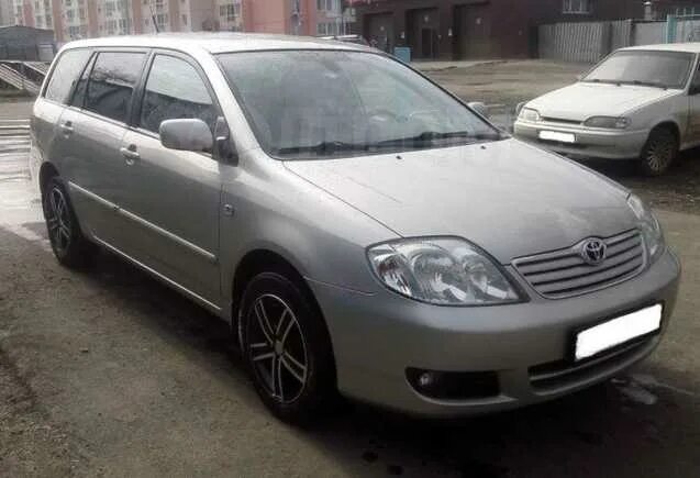 Купить короллу 2004. Тойота Королла универсал 2004. Toyota Corolla 2004 универсал. Toyota Corolla 2003 универсал. Тойота Королла универсал 2003.