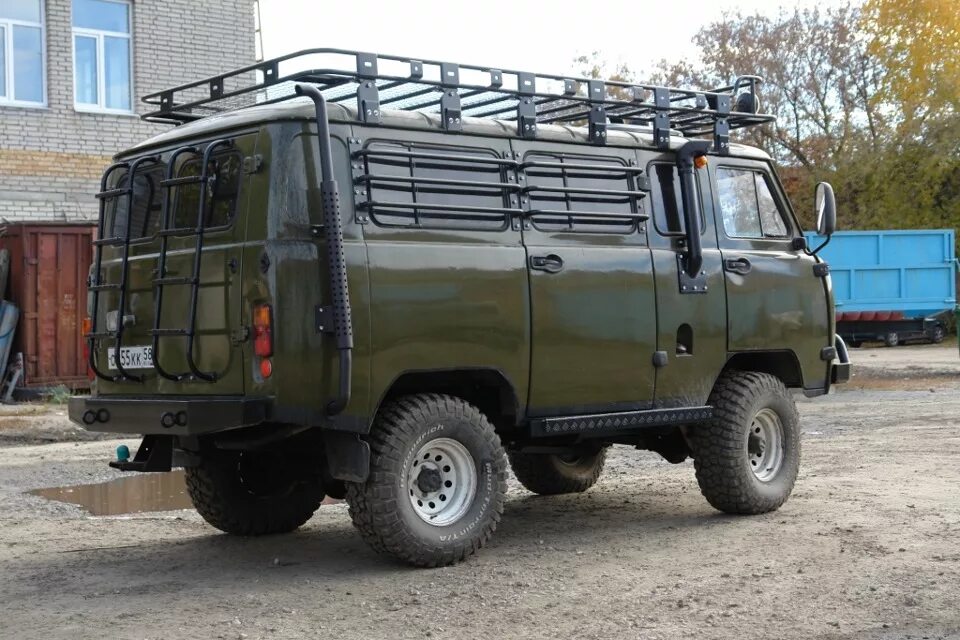 Где купить уаз буханку. УАЗ Буханка 4x4. УАЗ 3909 Буханка внедорожник. УАЗ 452 для охоты и рыбалки. УАЗ 2206 внедорожник.