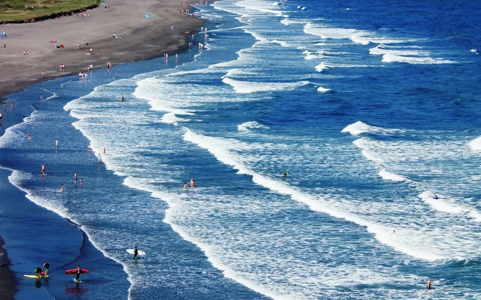 Сон вода течение. Тягун рип. Отбойное течение Тягун. Волны тягуны. Тягун в море что это.