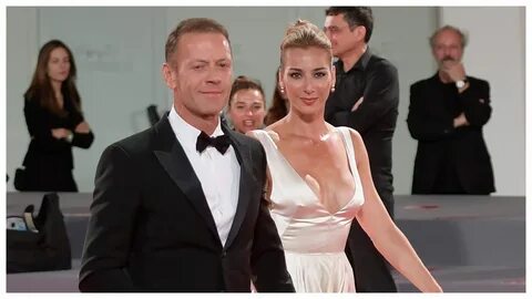 Rosa Caracciolo sul marito Rocco Siffredi: "Infranse il nostro patto. 