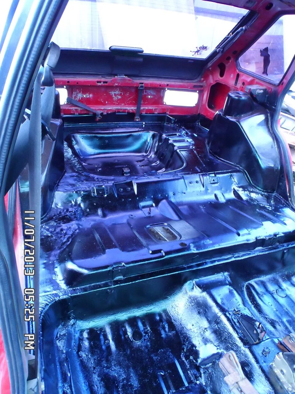 Ваз 2109 шумоизоляция салона. Шумоизоляция автомобиля ваз 2109. Заводская шумоизоляция ваз 2109. Шумоизоляция ваз 2109. Шумка ваз 2109.