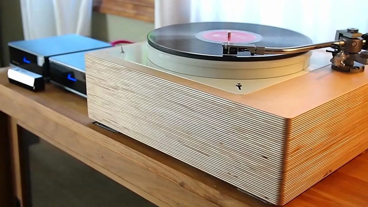 Thorens 3600 проигрыватель винила. Micro seiki mt-500. Корпус винилового проигрывателя. Электроника 007 проигрыватель виниловых пластинок. Корпус винилового проигрывателя.