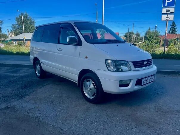 Toyota Lite Ace Noah 1999. Toyota Lite Noah 1999. Lite Ace Noah 1999. Toyota Lite Ace v 1999 года. 540 тыс