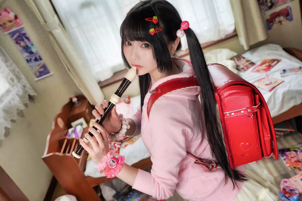 девушка косплеер снялась с живым осьминогом. русалка и осьминог. косплеер номада осьминог. девушка косплеер снялась с живым осьминогом. девушка погибла после фотосессии.