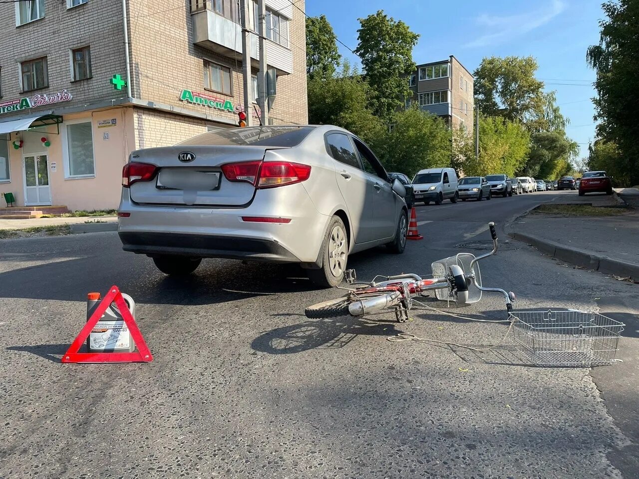 Велосипедист попал под колеса. ДТП С участием велосипедиста. Сбили велосипедиста в области Нижнего Новгорода и скрылись.