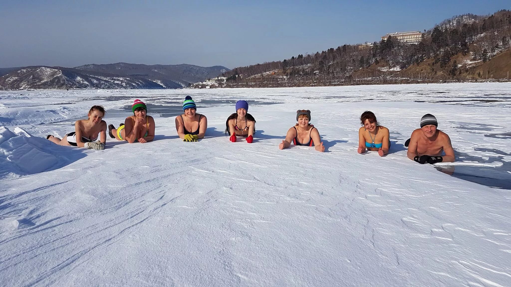 праздники в феврале. отдых в феврале месяце. выходные и праздничные дни в феврале. февральские праздничные выходные 23. куда можно поехать отдыхать на море в феврале.