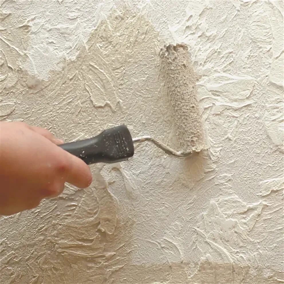 Декоративная штукатурка короед в ванной. Покраска стен лаком. Фактурная водоэмульсионная краска. Краска фактурная. Отделка древесины.