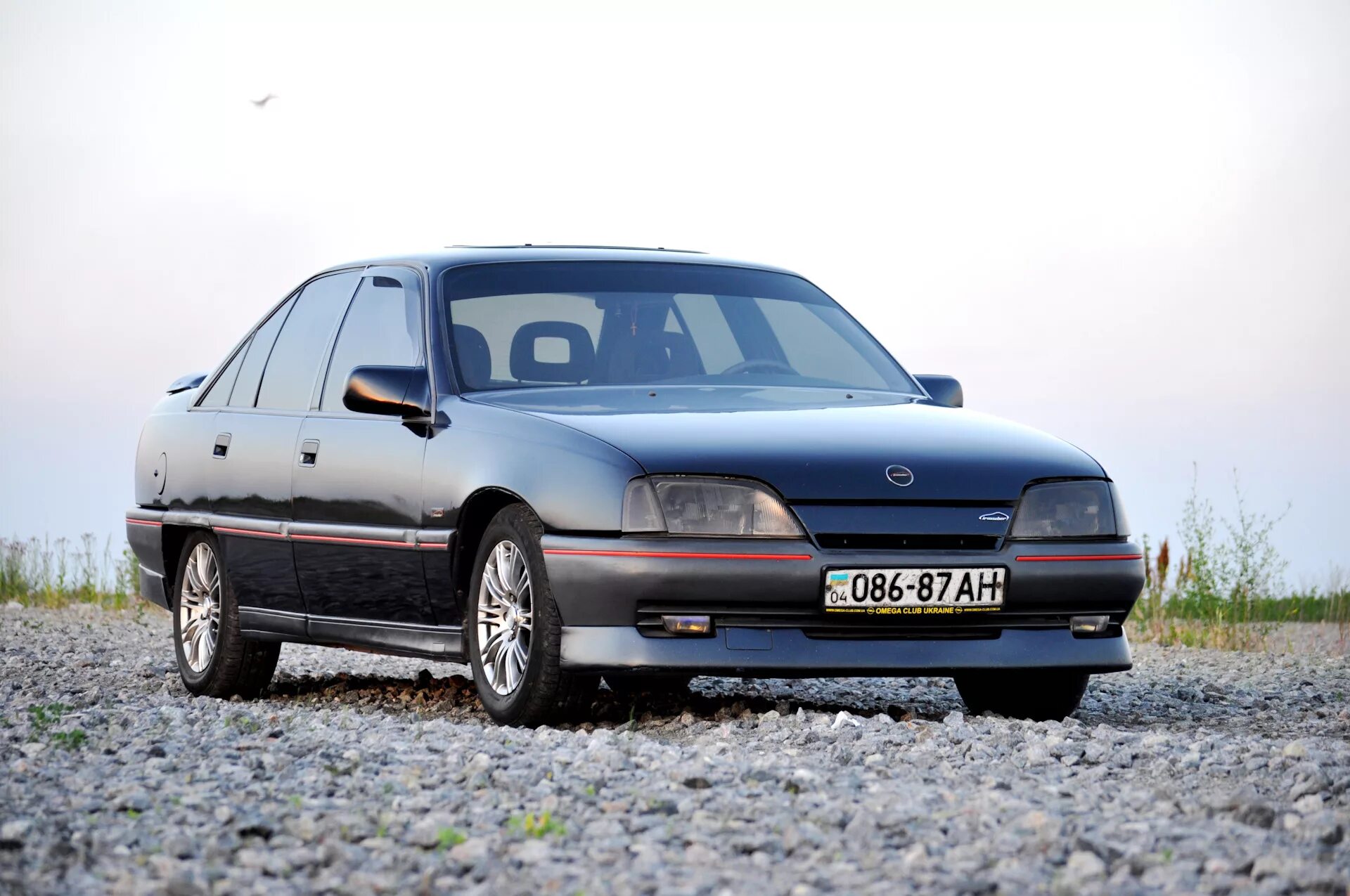 Опель омега купить в россии. Opel Omega 1990. Opel Omega 2.0 1990. Opel Omega 1986. Opel Omega a 2.0.