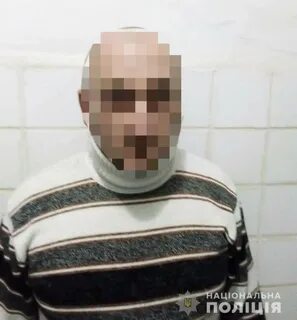 Девушки пытали мужчину