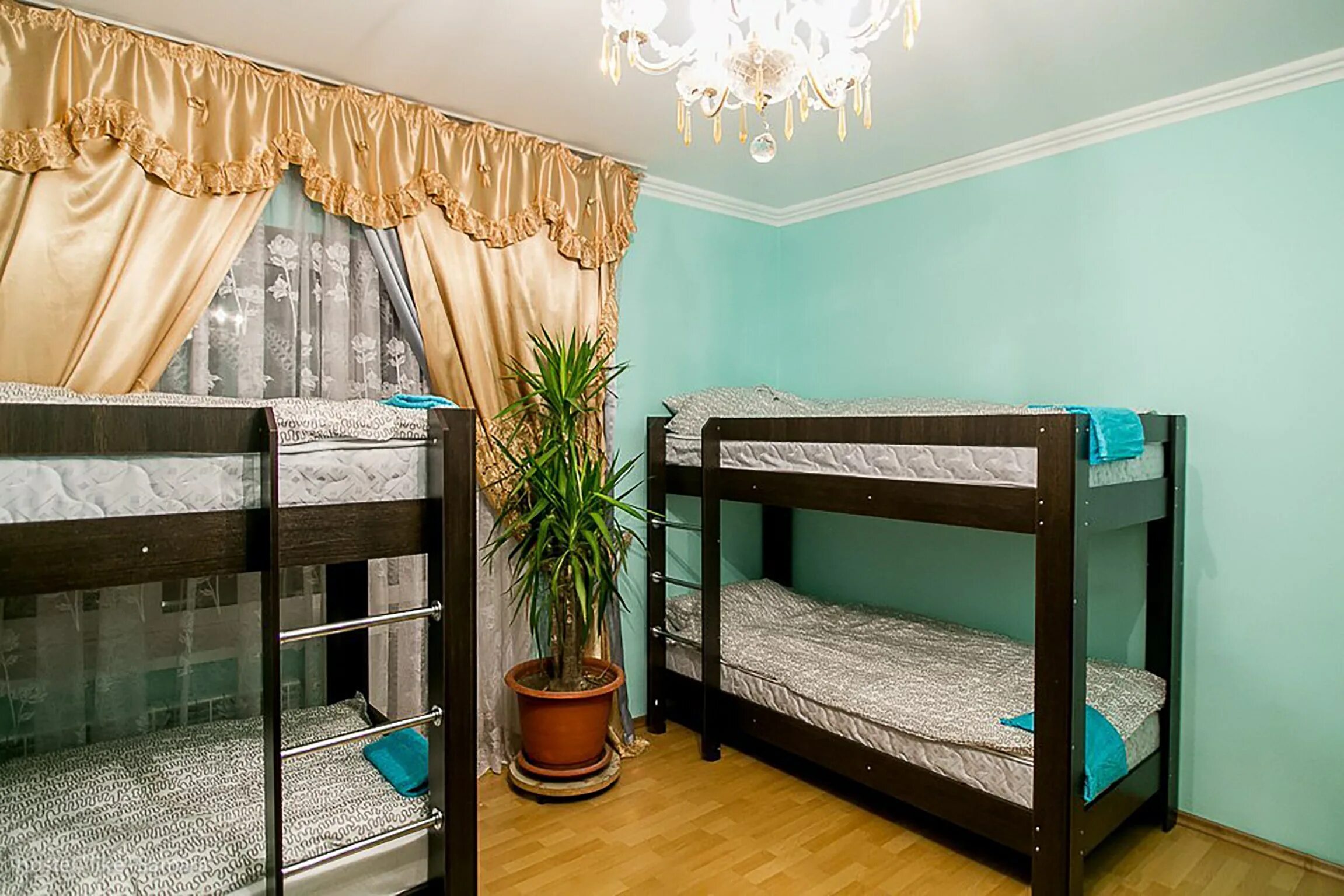 Хостел центр города. Хостелы в самаре. hostel like самара. хостел мишка самара. г. самара хостел.