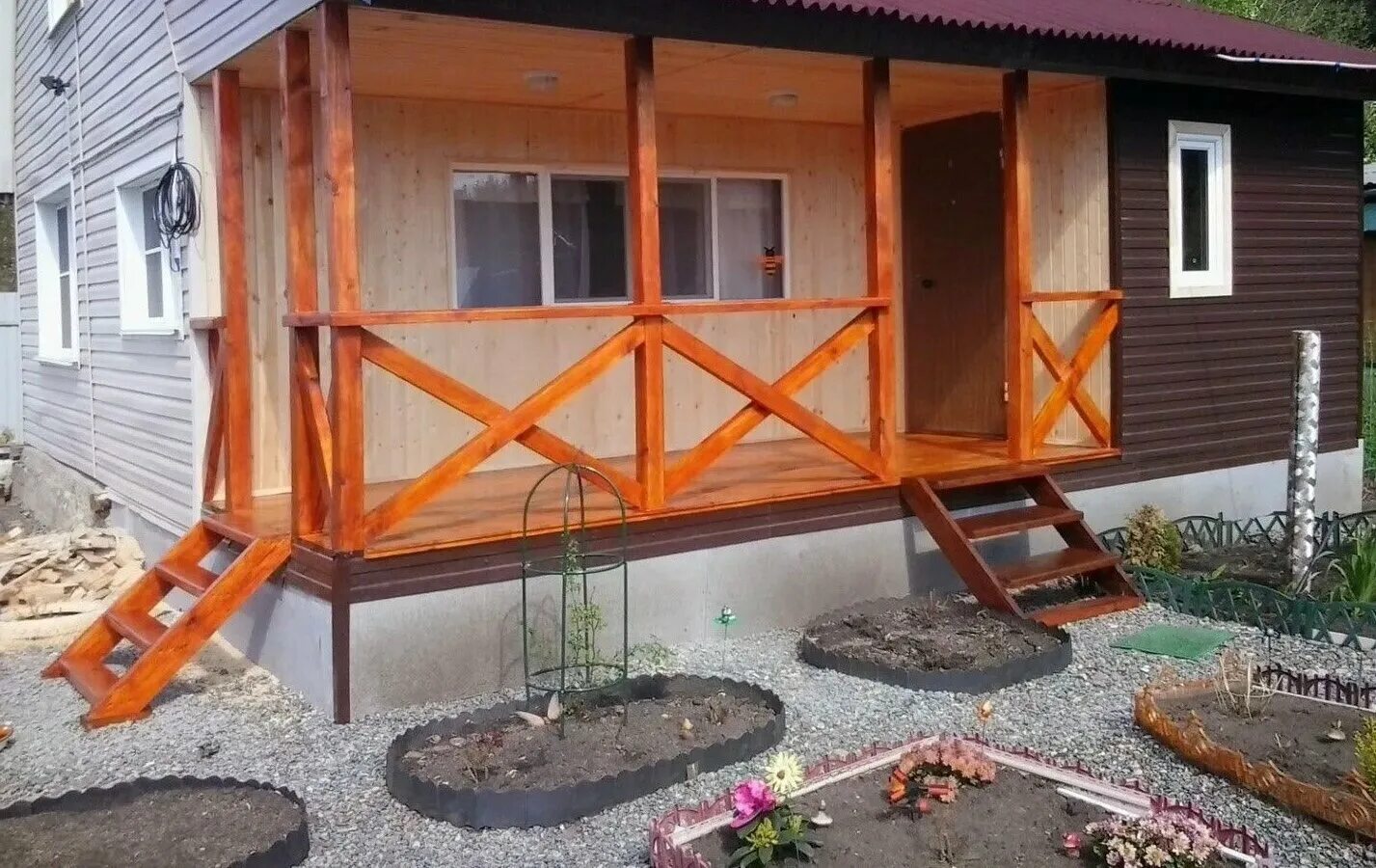 крыльцо веранда. пристройка террасы. веранда из дерева. крыльцо веранда. пристройка веранды.