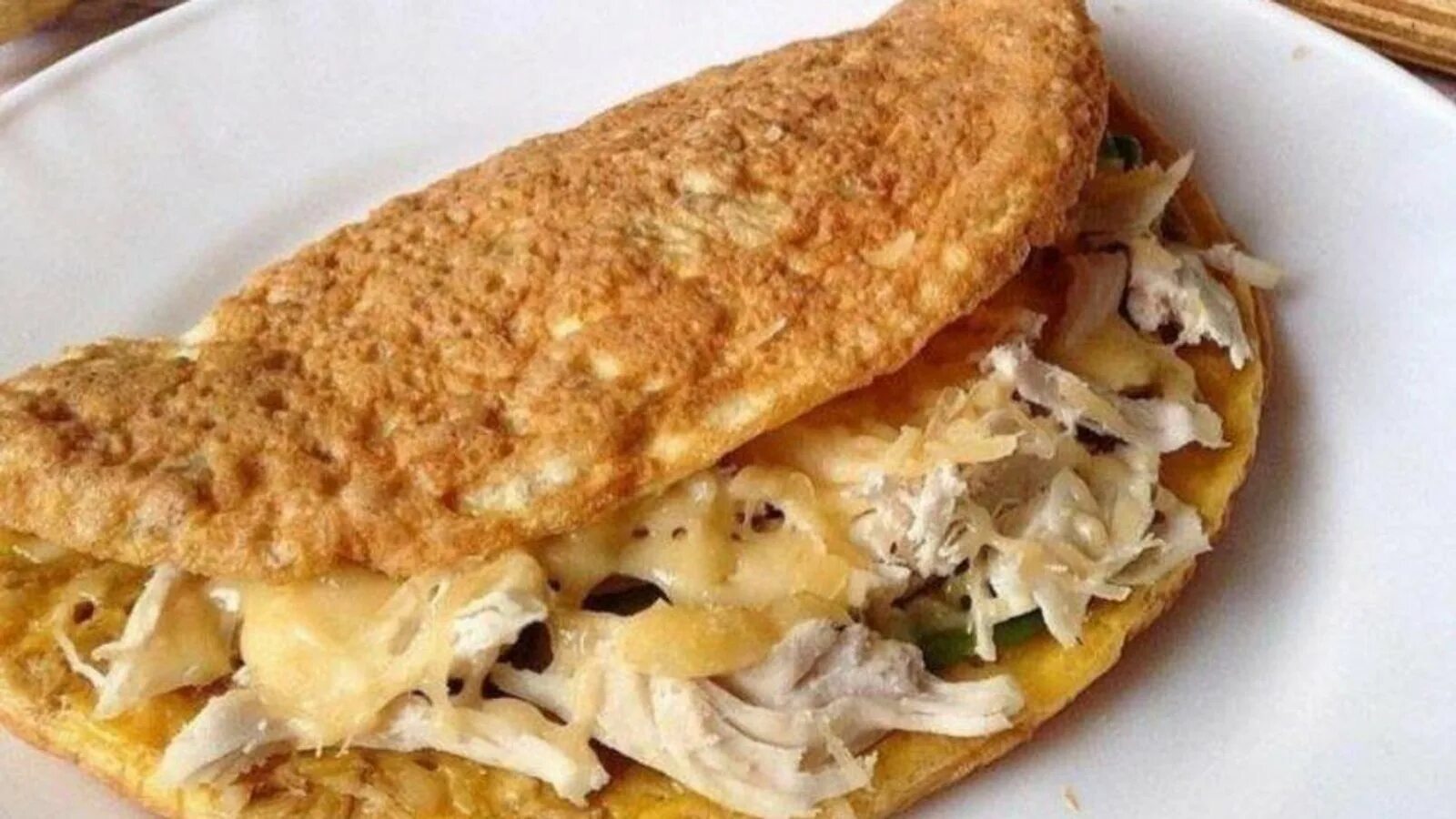 Овсяноблин рецепт вкусно и быстро. Овсяноблин на завтрак. овсяноблин пп. овсяноблин начинки. овсяно блин начинки.