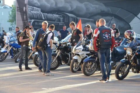 Автомобилист мотоциклист