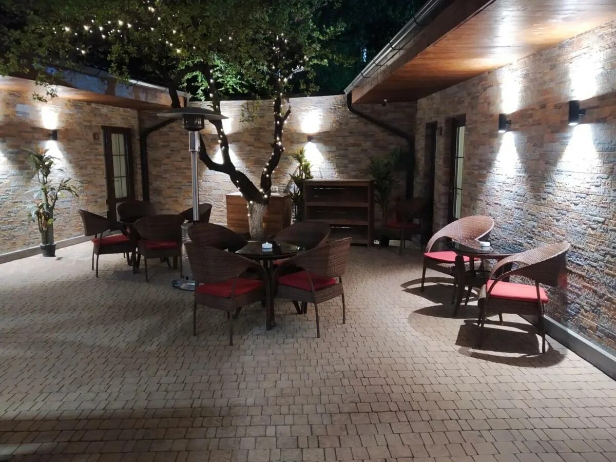 Bass boutique hotel ереван. бутик отель 3 ереван. Boutique hotel live. мотель на пятницкое шоссе отель роза. Boutique hotel live.