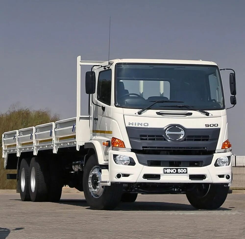 Хино б у куплю. Тойота Хино 500. Грузовик Хино 500. Hino Hino 500. Hino 200.